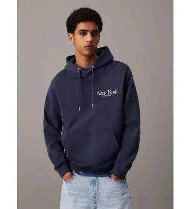 sudadera-calvin-klein-capucha-diseno-new-york-hombre-azul